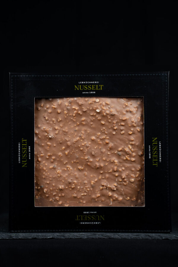 Elisenlebkuchen mit Vollmilch-Haselnuss – Bild 4